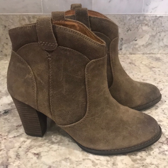 Clarks Shoes - Clark’s Indigo Brown Suede Heeled Booties